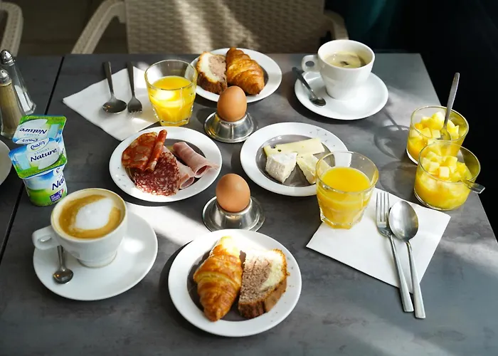 Logis Hotel Le Bretagne