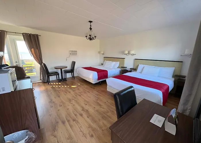 Motel Au Fleuve D'Argent