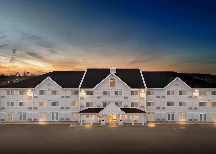 Travelodge Suites By Wyndham Regina - Eastgate Bay