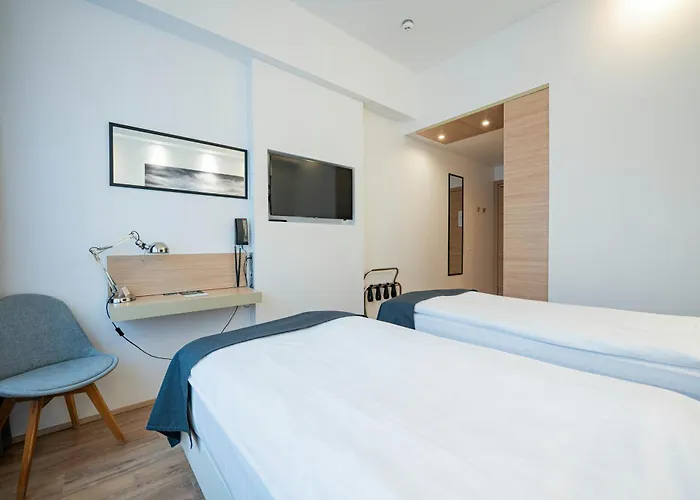 Storm Hotel By Keahotels