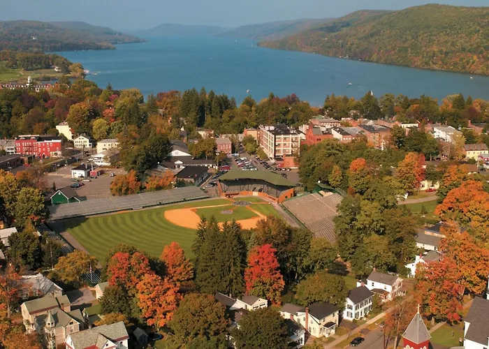 Holiday Inn Express & Suites Cooperstown By Ihg