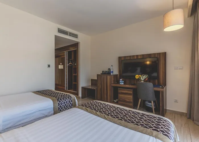 Lacosta Hotel
