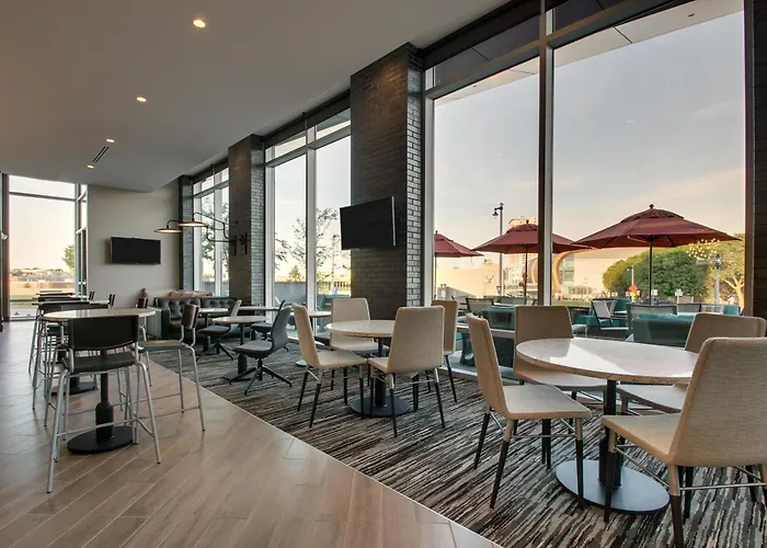 Hyatt Place Milwaukee Downtown