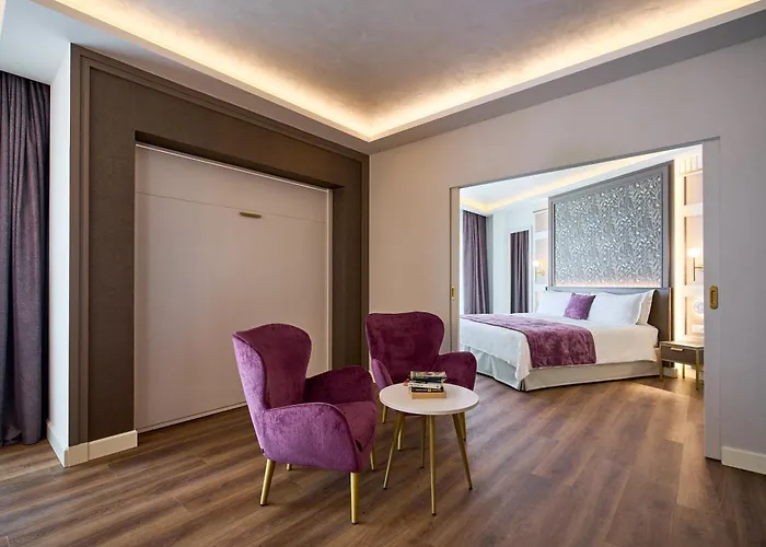 Tritone Luxury Hotel Thermae & Spa