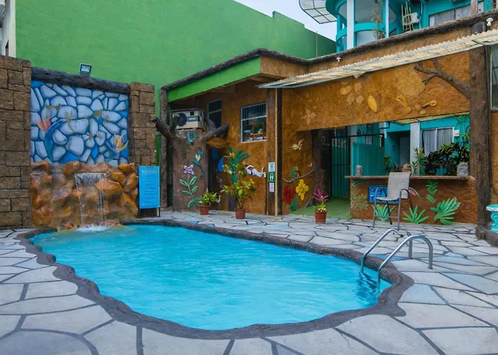 Arenal Poshpacker Boutique Urban Tropical Hotel