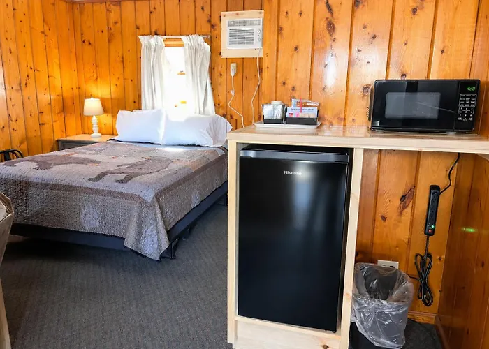 Cedars Motel