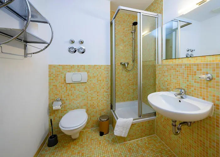 Hostel Mondpalast