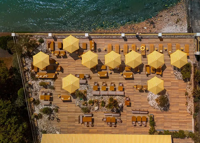 Hôtel Les Brises - Réouverture Eté 2026