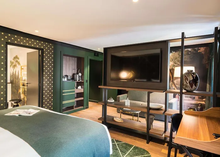 Aigle Noir Hotel Fontainebleau - Mgallery Collection