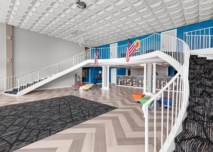 Super 8 By Wyndham Biloxi At The Beach