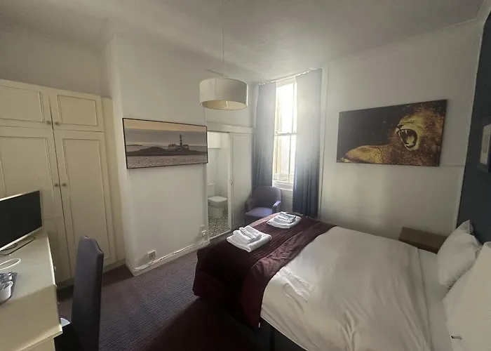West Rocks Hotel