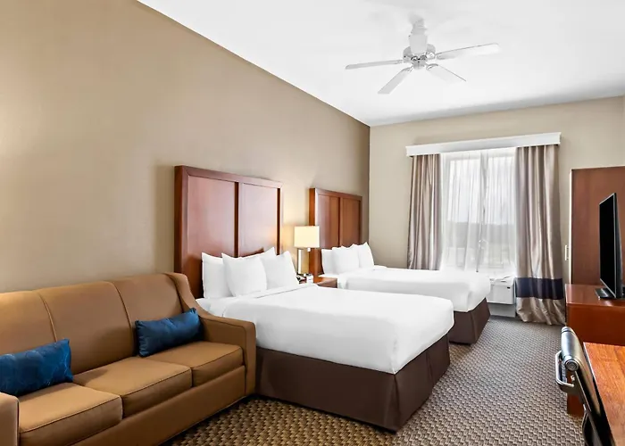 Comfort Inn & Suites Grenada