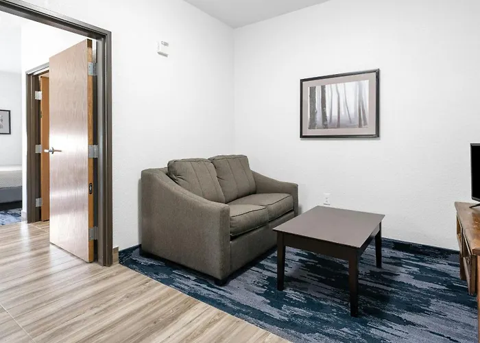 Atria Hotel And Rv Mcgregor