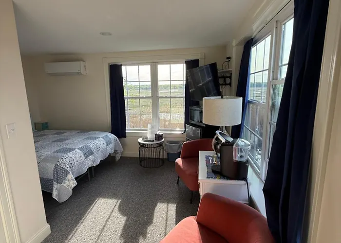 Moody'S Motel And Cottages