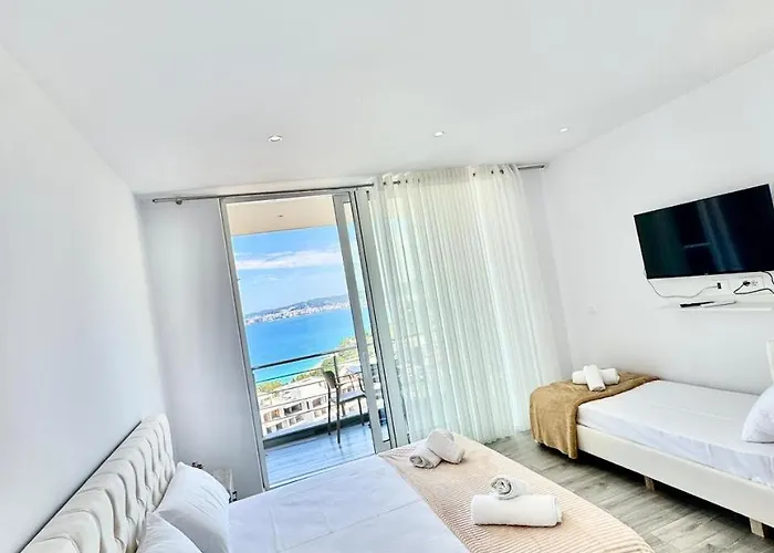 Panorama Sea View Apartments