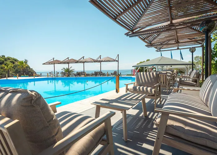 Kamari Beach Hotel
