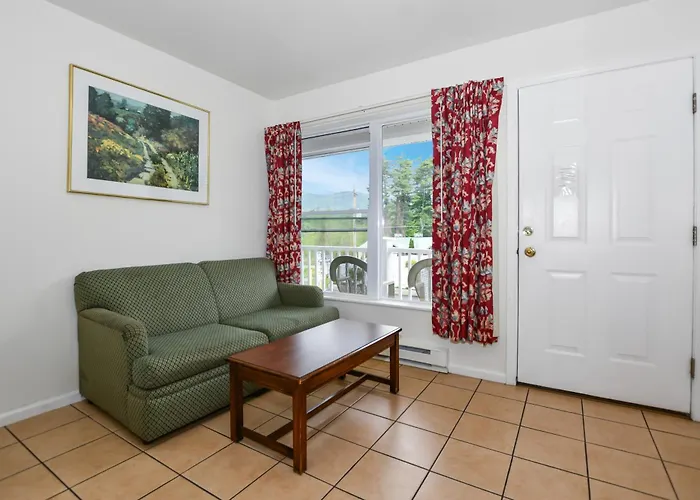 Lake George Motels