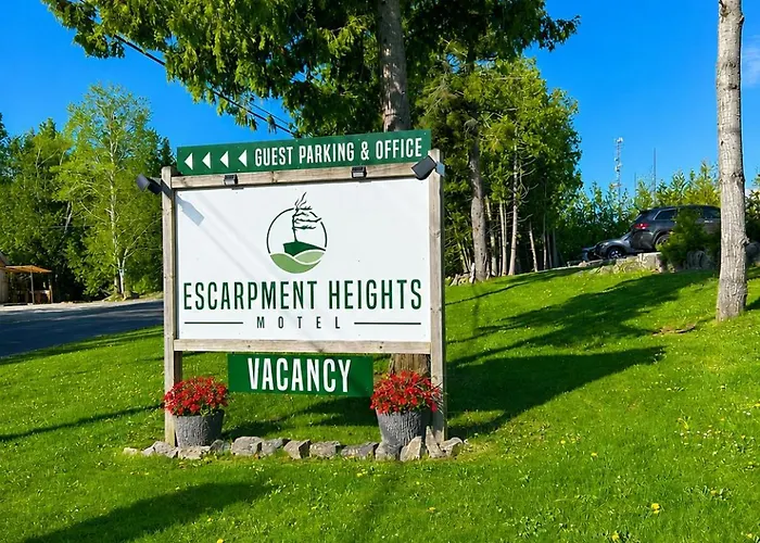 Escarpment Heights Motel