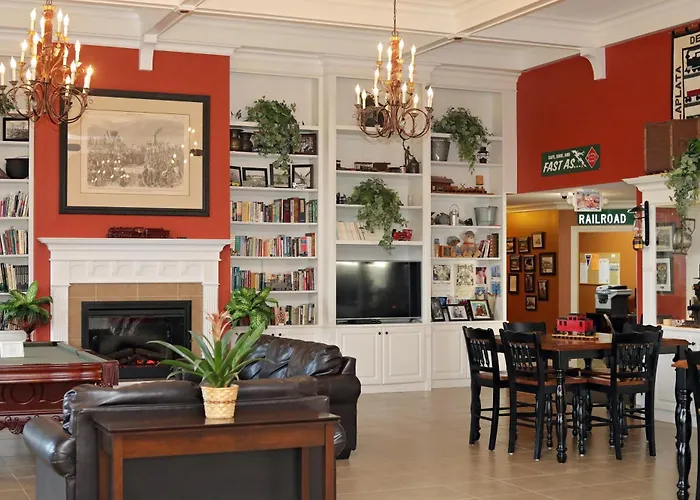 Depot Inn & Suites