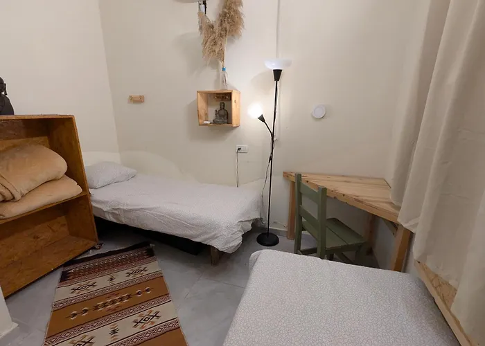 Guest House אשראם בכרמל - אכסניה