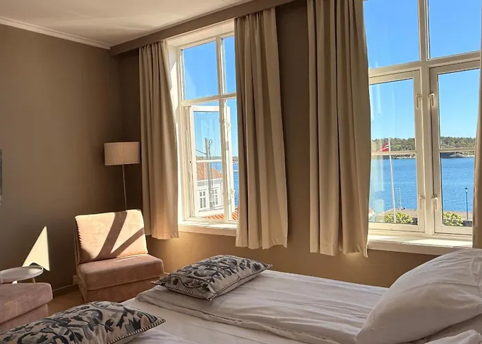 Hotels in Risør
