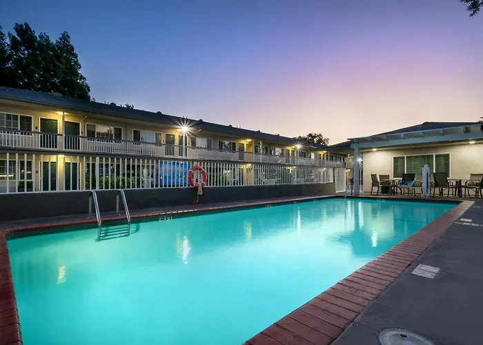 Best Western Town House Lodge