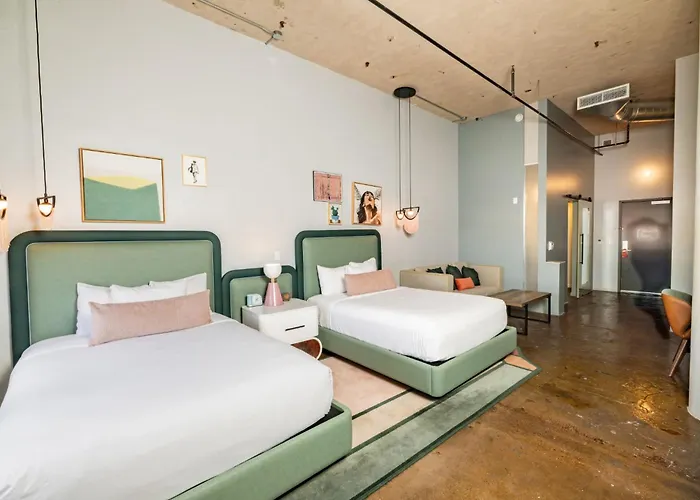Canvas Hotel Dallas