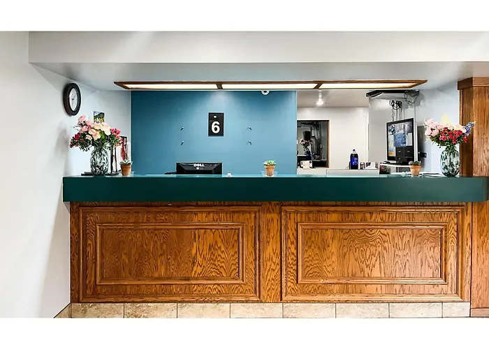 Studio 6 Suites - Tiffin, Oh