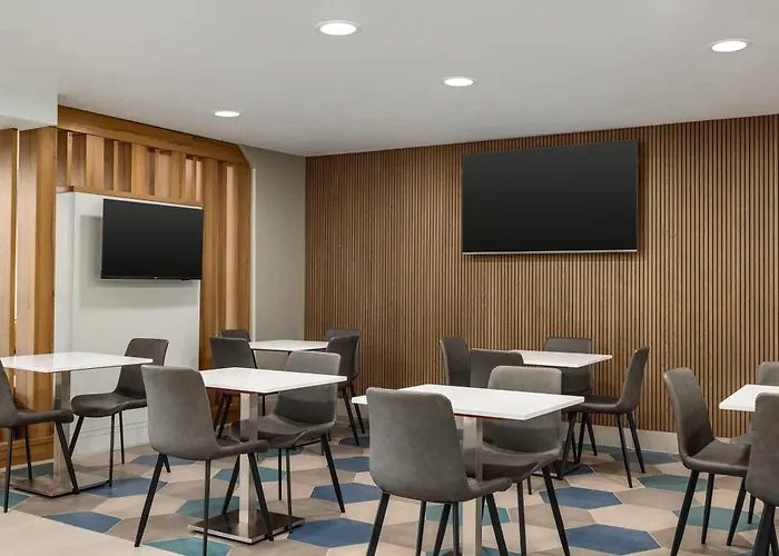 Microtel Inn & Suites By Wyndham Culpeper