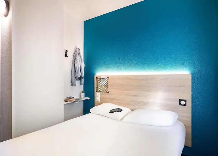 Hotelf1 Nimes Ouest