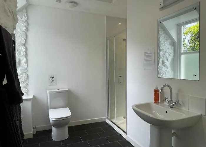 Hartfield House Hostel