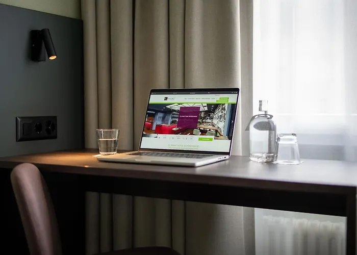 B-Smart Hotel Schoenenwerd