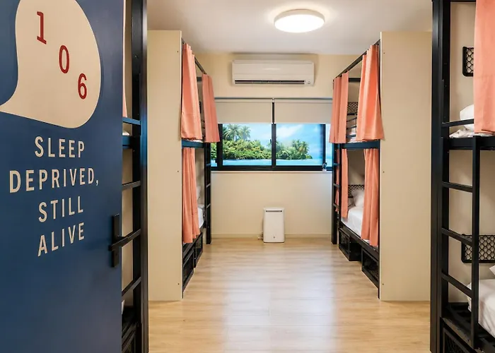 Global Backpackers Youth Hostel