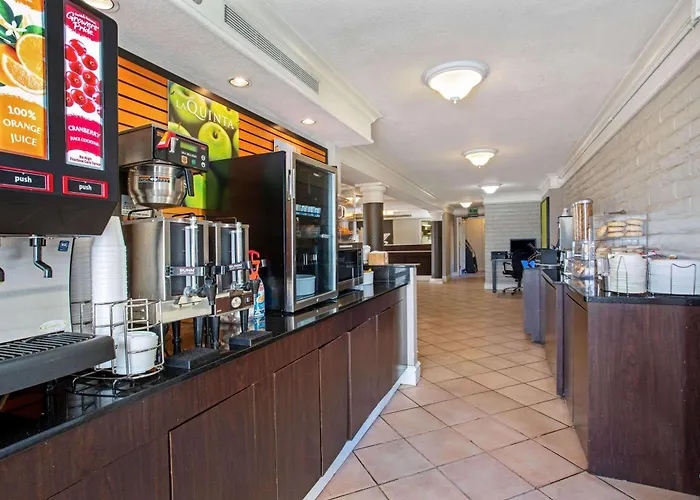 Travelodge By Wyndham Golden-Denver