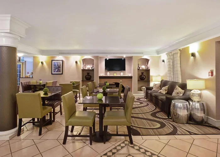 Travelodge By Wyndham Golden-Denver