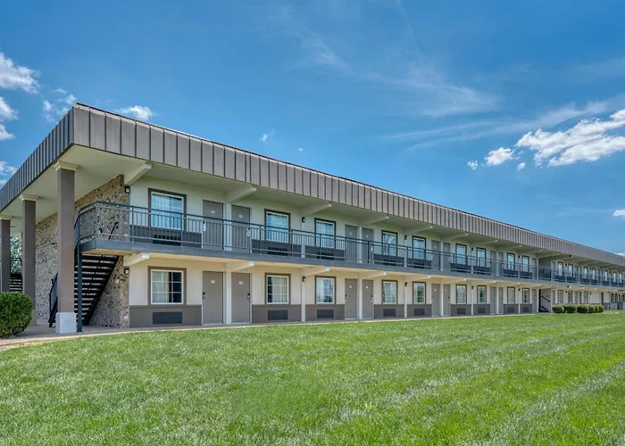 Surestay Hotel By Best Western Bowling Green North