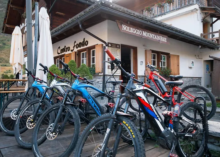 Hotéis de Riale (Piedmont)