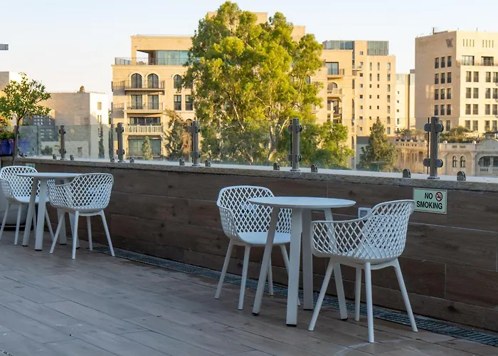 Shlomtzi Hotel