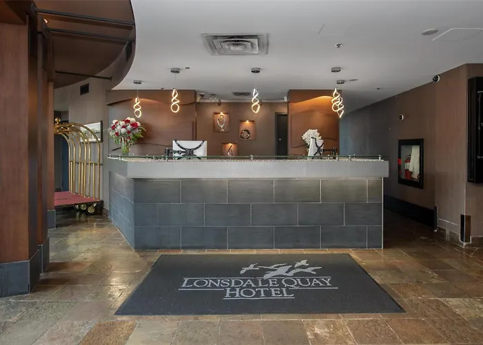 Coast Lonsdale Quay Hotel
