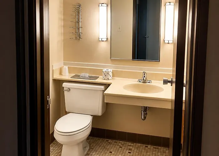 Chateau Royale Inn