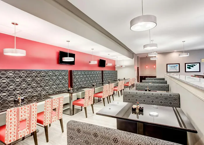 Holiday Inn & Suites Lafayette North By Ihg