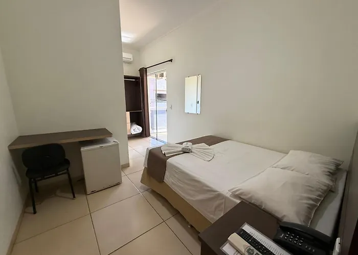 Hotéis baratos de Ilha Solteira
