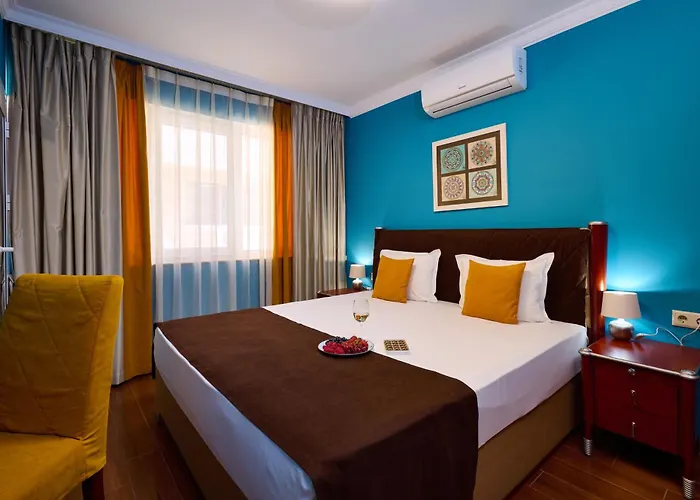 Art Green Boutique Hotel