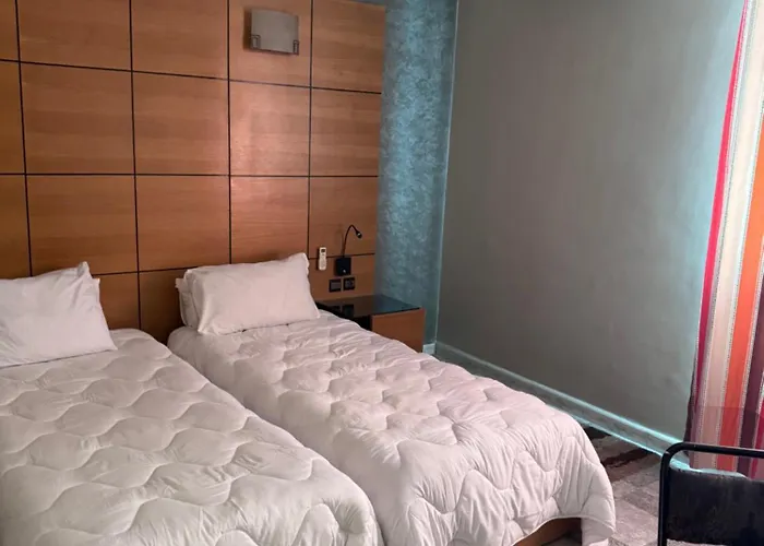 Amor Hotel
