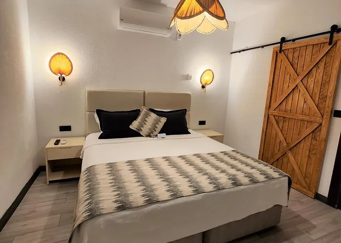Dolce Vita Luxury Bungalows