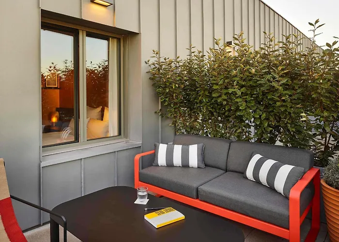 Hotels in Saint-Ouen (Seine-Saint-Denis)