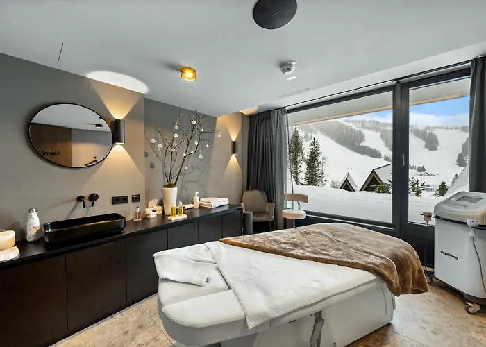 TRIFORET alpin resort by Falkensteiner