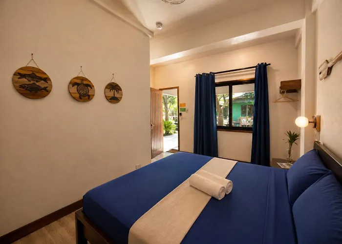 Island Lyfe Adventures Hotel - 5 Minutes From El Nido Airport & Lio Beach