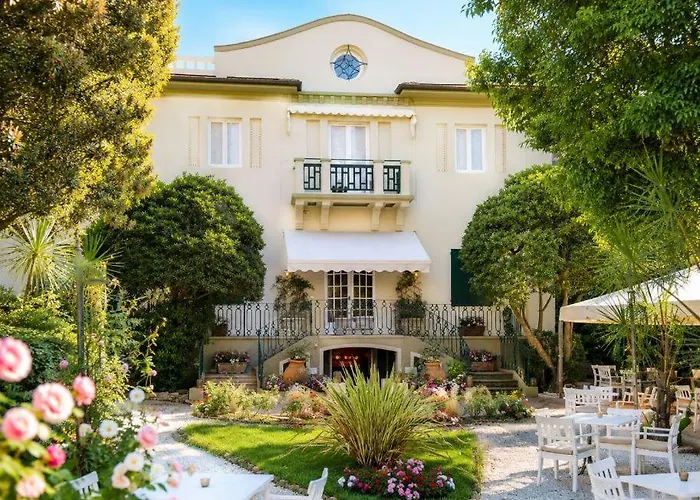 Hotel Club I Pini - Boutique Hotel & Residenza D'Epoca