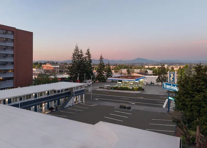 Travelodge By Wyndham Everett City Center